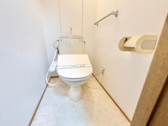 物件内観写真13　(トイレ)