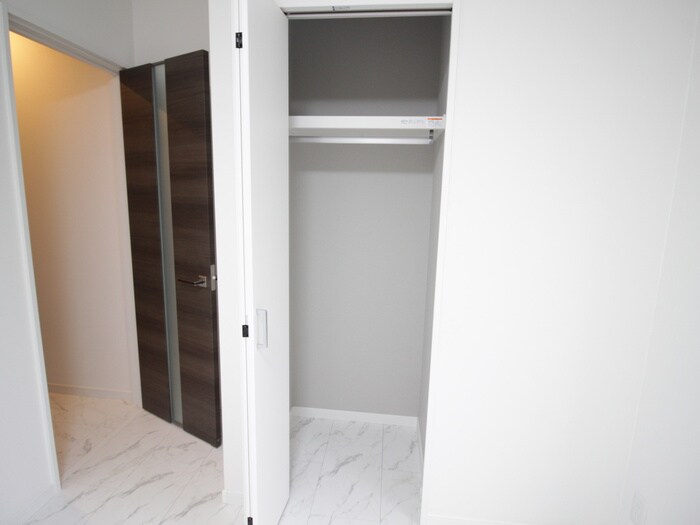 物件内観写真13　(収納)