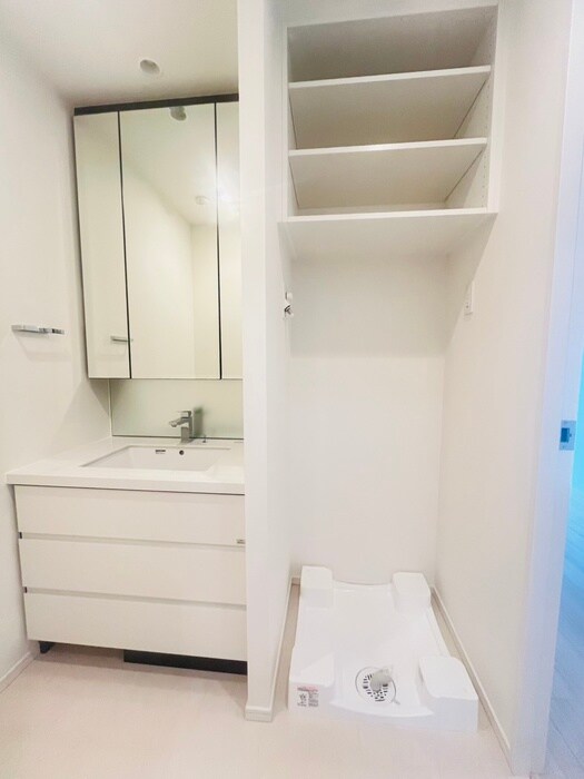 物件内観写真21　(洗濯機置場)