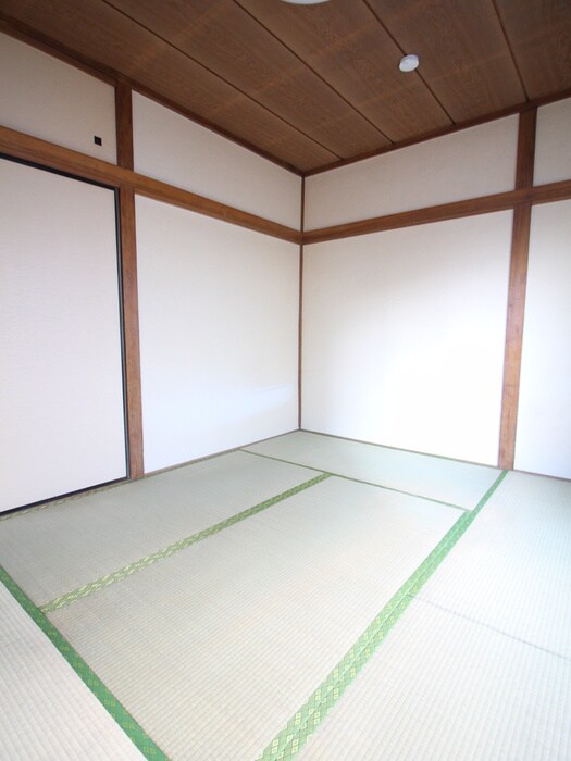 物件内観写真5　(居室)