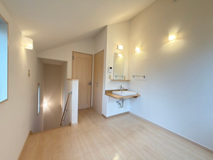 物件内観写真9　(居室)