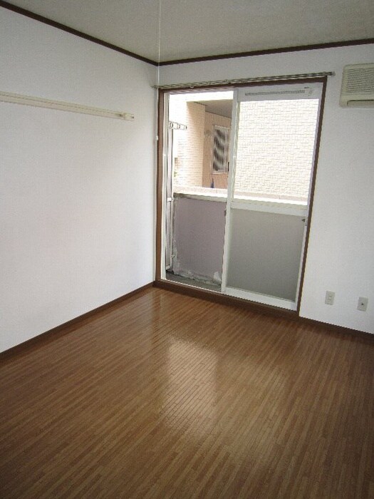 物件内観写真7　(内観写真)