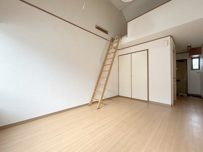 グリ－ンタウン前原の居室