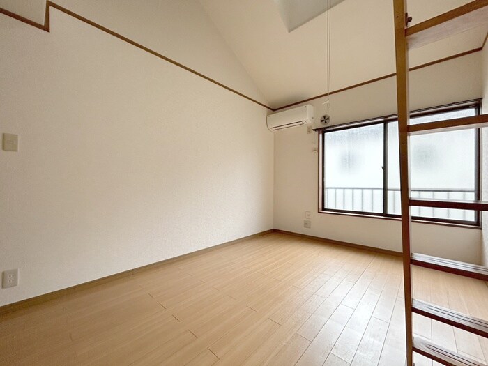 グリ－ンタウン前原の居室