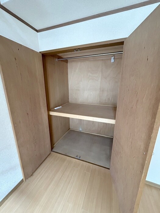 物件内観写真12　(収納)