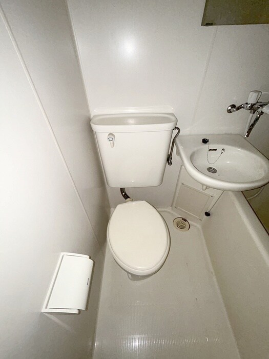 物件内観写真15　(トイレ)