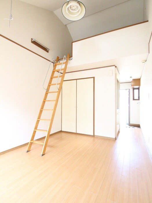 物件内観写真19　(居室)