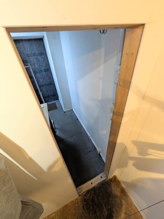 物件内観写真10　(廊下)