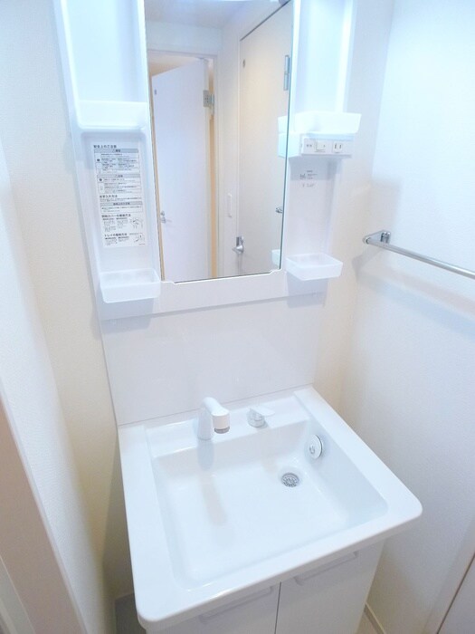 物件内観写真12　(洗面)