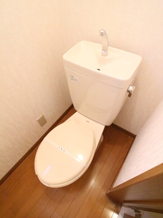 物件内観写真11　(トイレ)