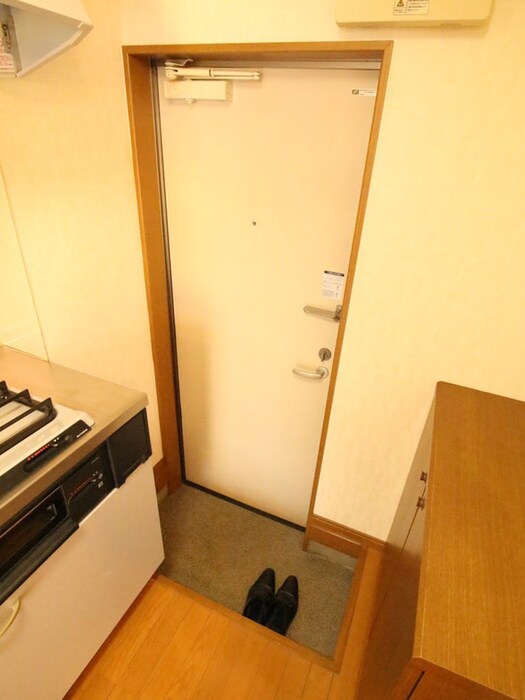 物件内観写真21　(玄関)