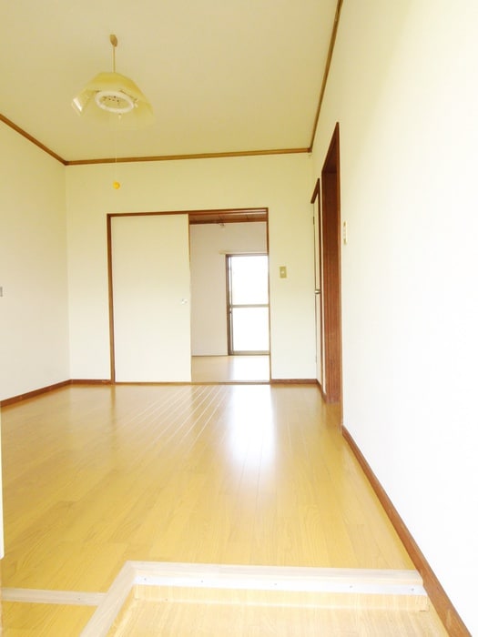 物件内観写真14　(廊下)