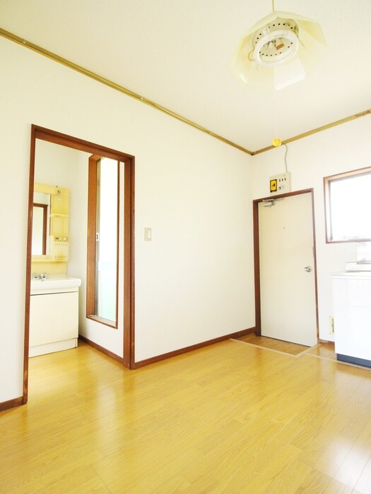 物件内観写真16　(内観写真)