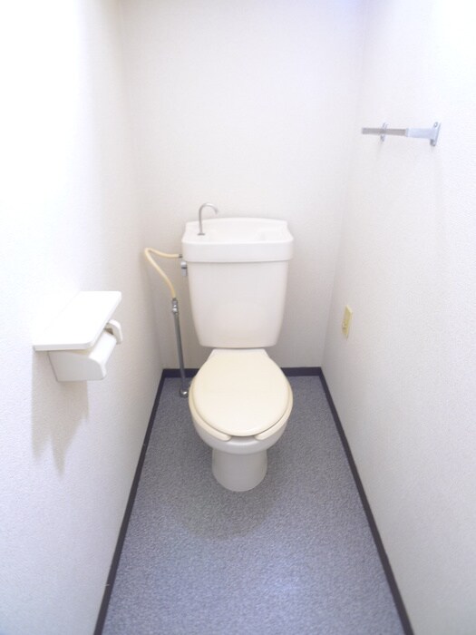 物件内観写真5　(トイレ)