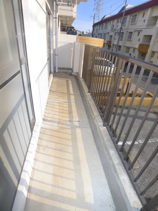 物件内観写真8　(ベランダ・バルコニー)