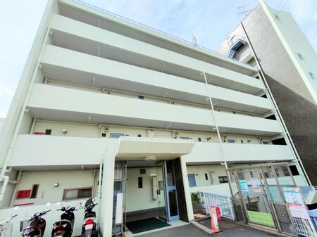 東横白楽マンション（６０６）外観写真