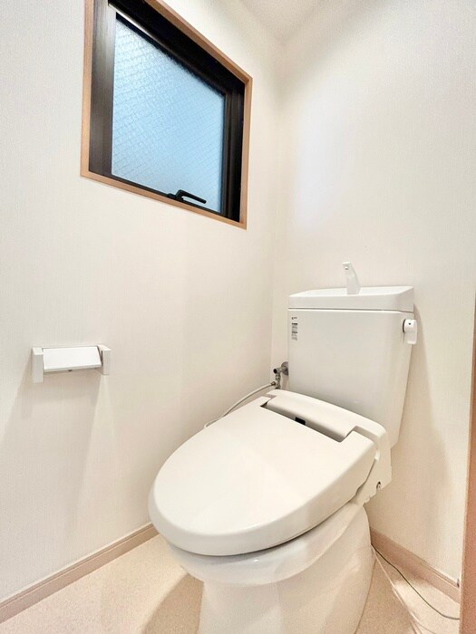 BEL、GRAVIA、TAKAHASHIのトイレ