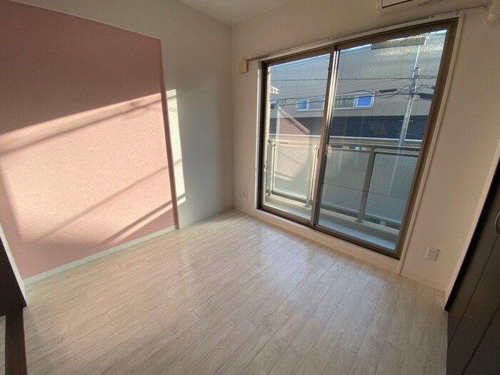 物件内観写真10　(居室)