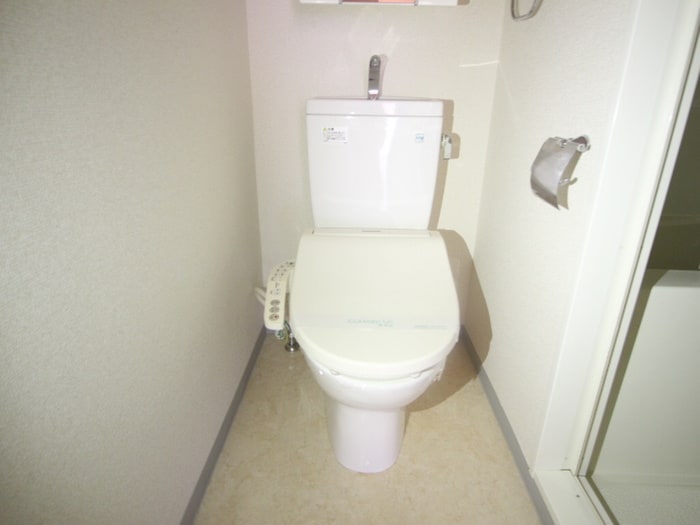 物件内観写真9　(トイレ)