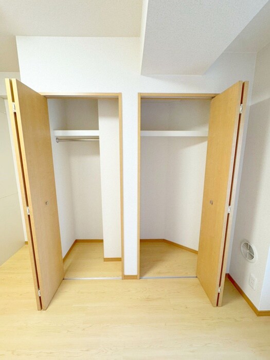 物件内観写真11　(収納)