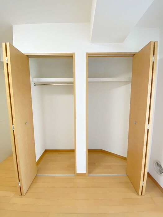 物件内観写真11　(収納)