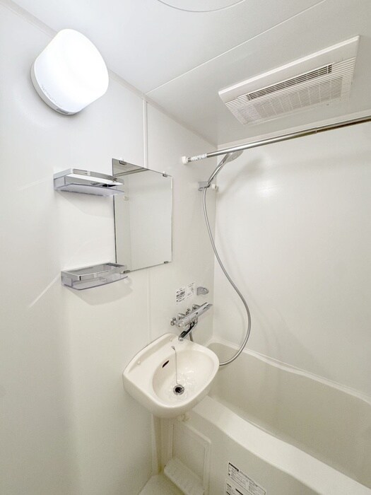 物件内観写真12　(バス／シャワールーム等)