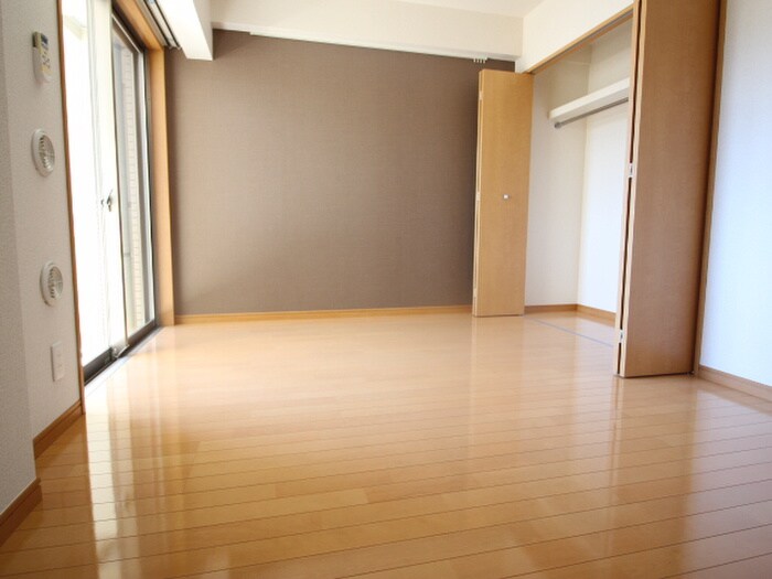 物件内観写真19　(居室)