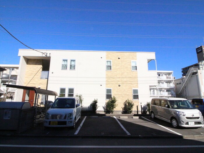 物件外観写真2　(外観写真)