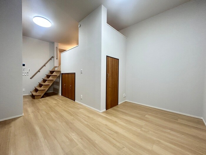 物件内観写真8　(居室)