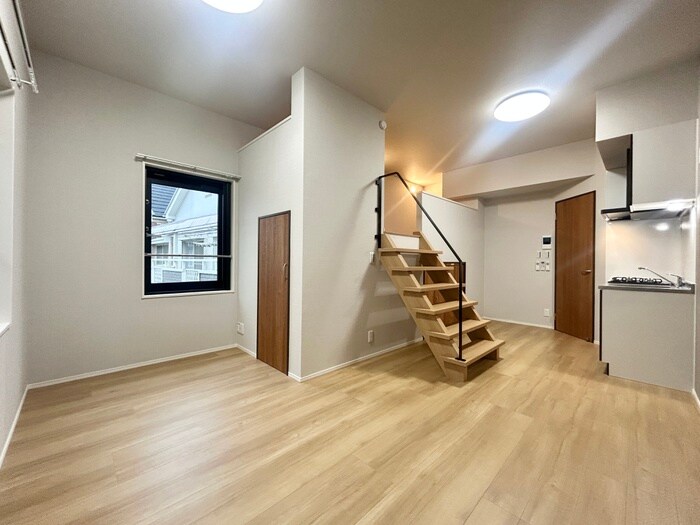 物件内観写真8　(居室)