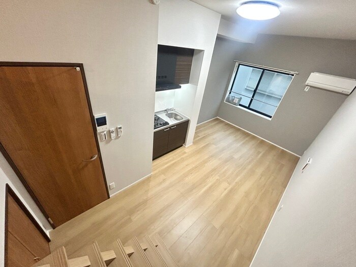 物件内観写真9　(廊下)