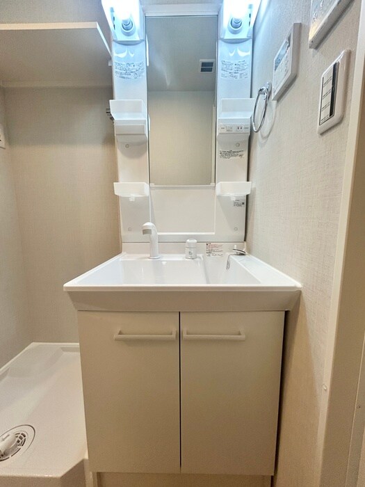 物件内観写真12　(洗面)