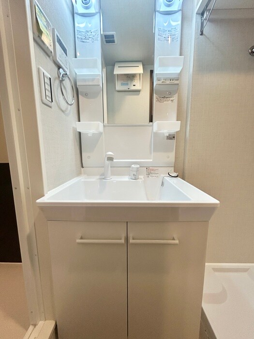 物件内観写真12　(洗面)