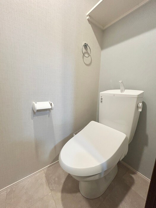 物件内観写真14　(トイレ)