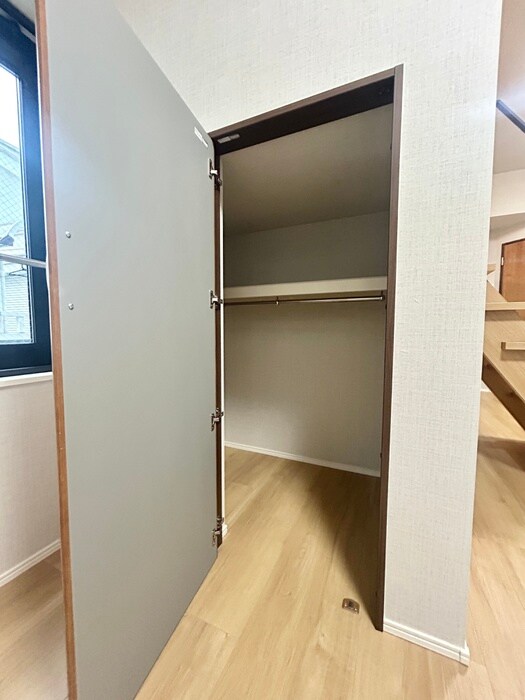 物件内観写真16　(収納)