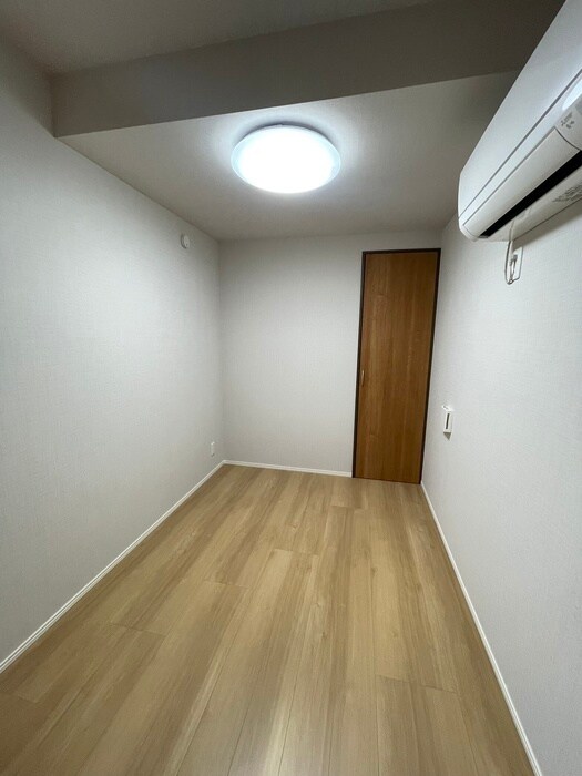 物件内観写真17　(居室)