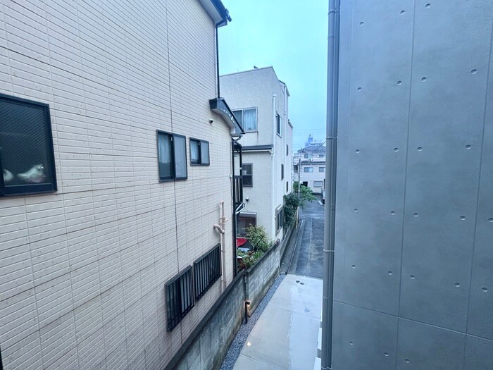 物件内観写真18　(室内からの展望)