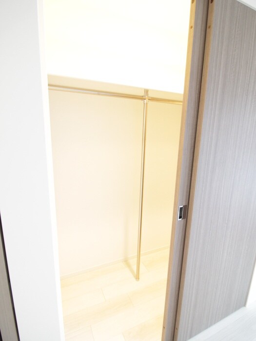 物件内観写真10　(収納)