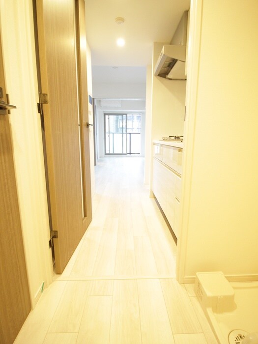 物件内観写真11　(廊下)