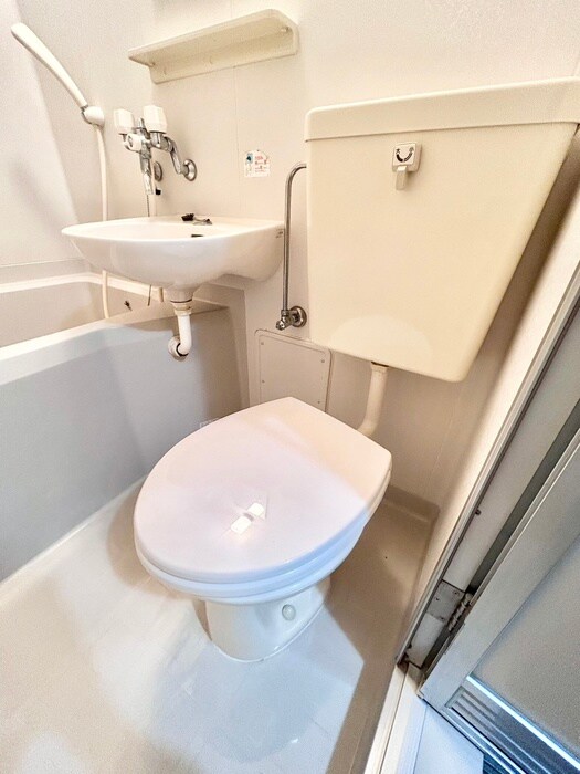 物件内観写真13　(トイレ)