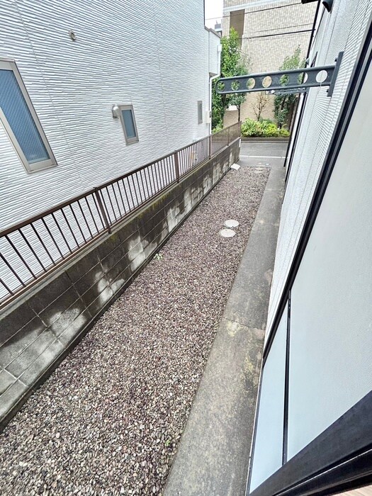 物件内観写真14　(室内からの展望)