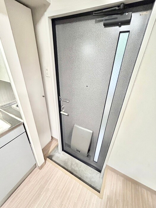 物件内観写真17　(玄関)