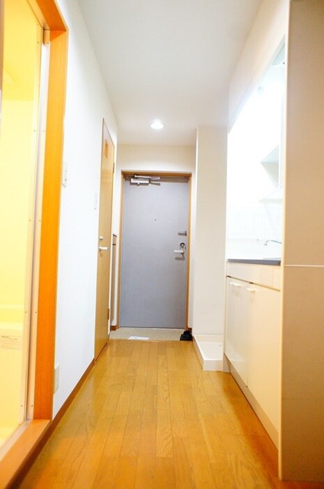 物件内観写真15　(玄関)