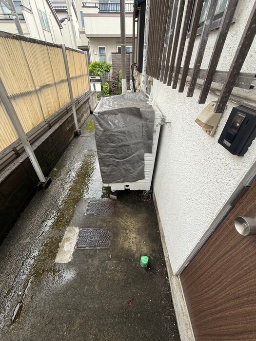 物件内観写真12　(洗濯機置場)