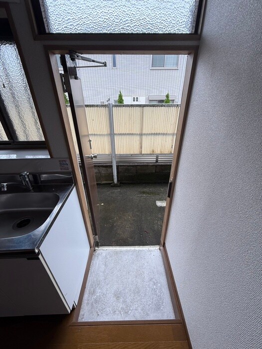 物件内観写真19　(玄関)