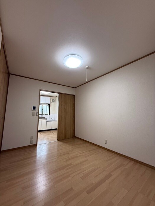 物件内観写真19　(居室)