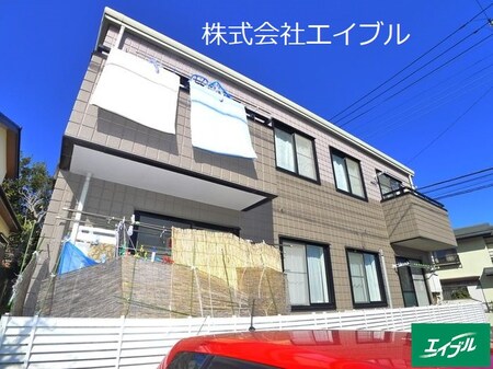 ファミーユスプリング外観写真