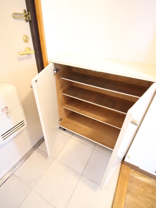 物件内観写真17　(靴箱)