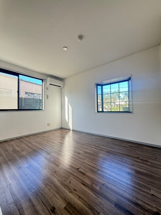 物件内観写真12　(居室)