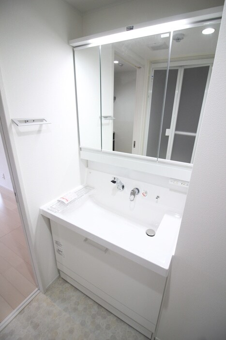 物件内観写真13　(洗面)